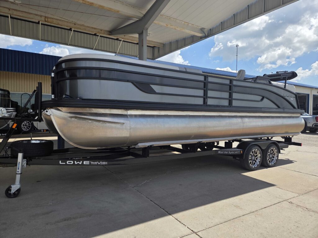 2026 Lowe Pontoon SS250 Walk Thru