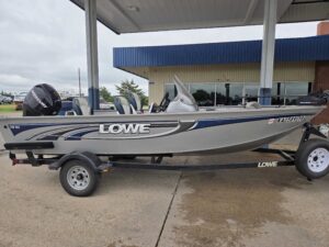 2008 LOWE FM165