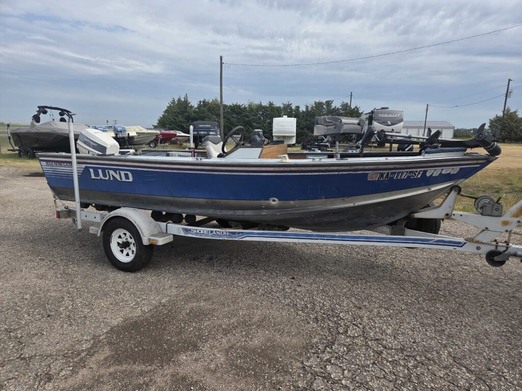 1989 LUND 1650 RENEGADE