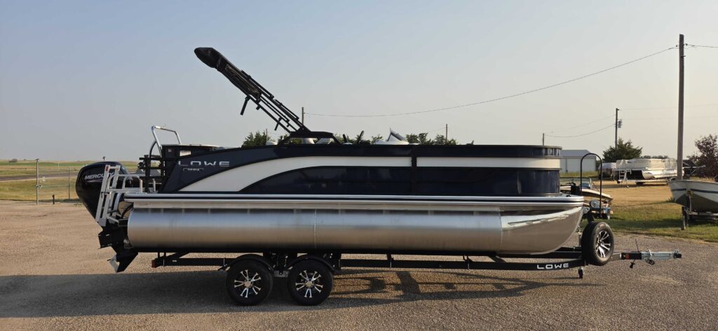 2026 Lowe Pontoon SF214